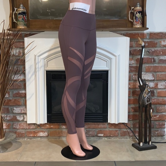 🌿NWT Lululemon Wunder Under HR Tight 28” - Picture 4 of 7